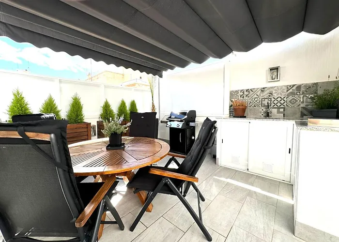 Atico Con Privado Jacuzzi , 1 Min Walk De Playa Santa Pola