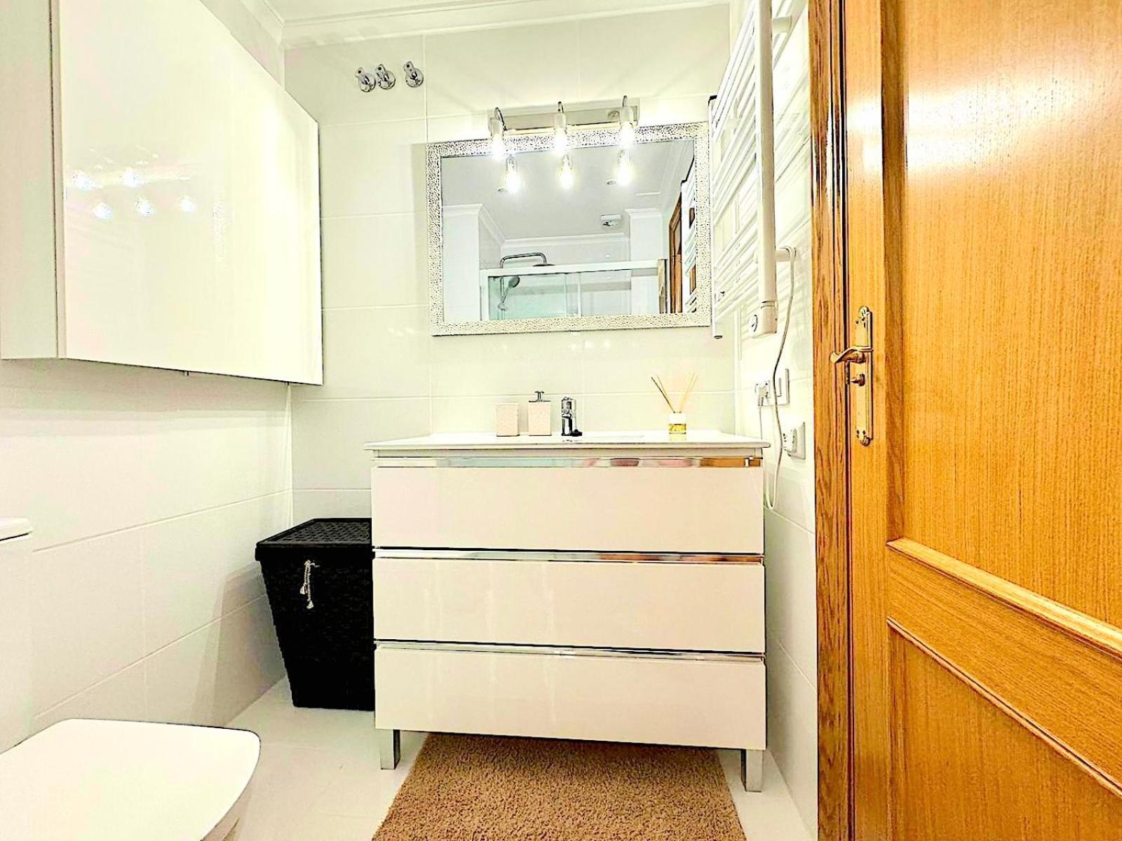 Atico Con Privado Jacuzzi , 1 Min Walk De Playa Santa Pola