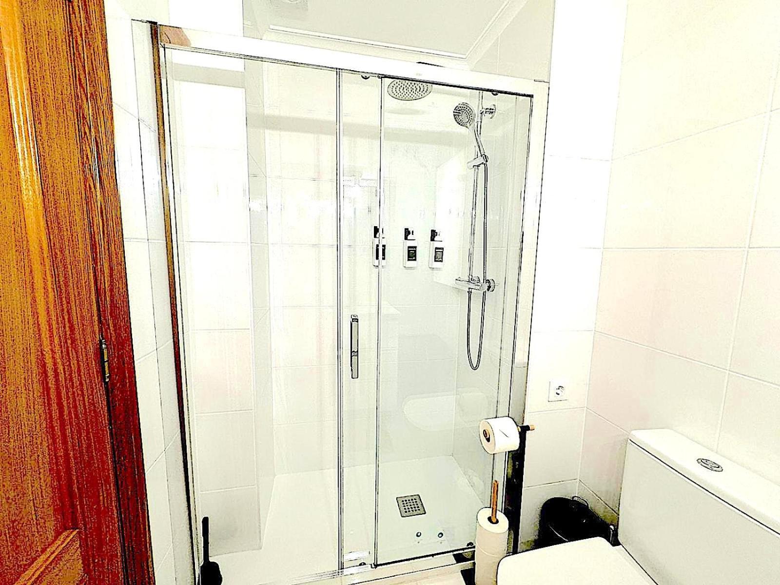 Atico Con Privado Jacuzzi , 1 Min Walk De Playa * Santa Pola